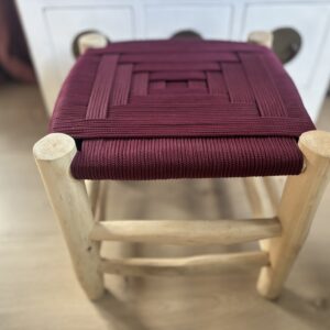 Tabouret berbère couleur lie de vinTressage corde de nylon